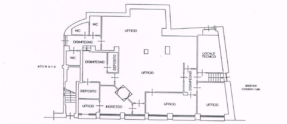 Shop / premises commercial of 270 m² in Moncalieri (10024)