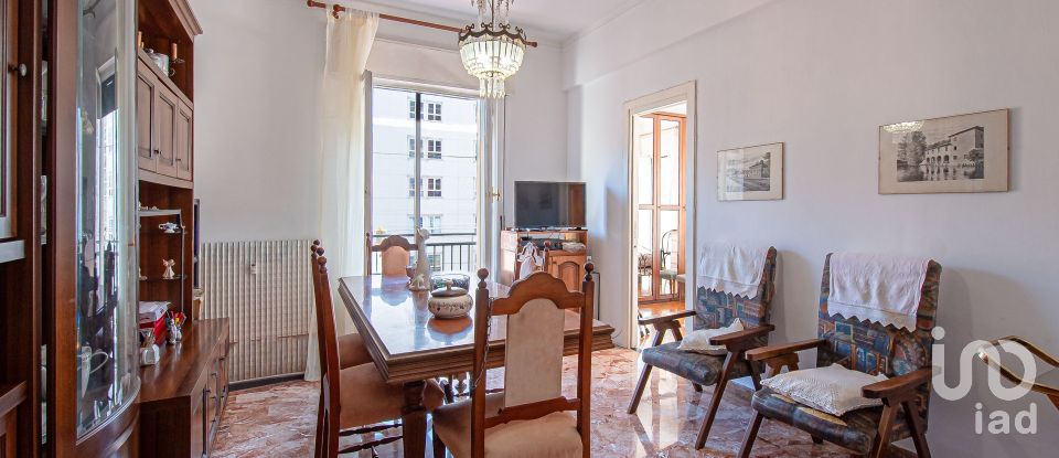Quadrilocale di 115 m² a Genova (16137)