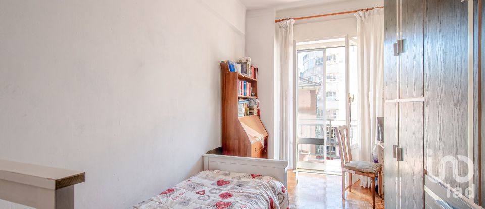 Quadrilocale di 115 m² a Genova (16137)