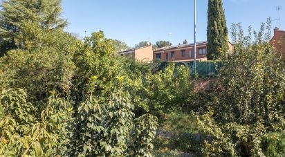 Casale 5 locali di 118 m² in Roma (00128)