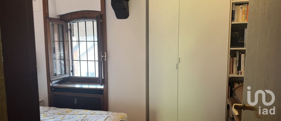 Three-room apartment of 70 m² in Milano (20149)