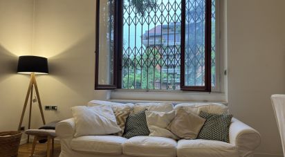 Three-room apartment of 94 m² in Segrate (20090)