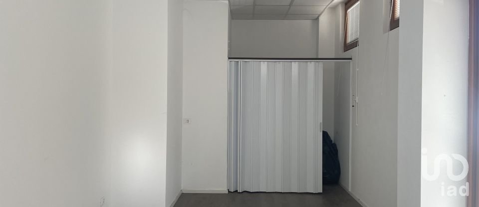 Shop / premises commercial of 48 m² in Arezzo (52100)