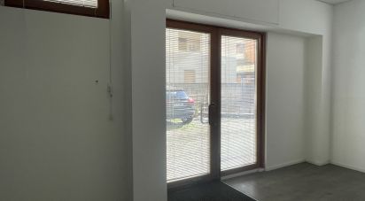 Negozio / locale commerciale di 48 m² in Arezzo (52100)