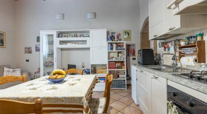 Bilocale di 55 m² a Peccioli (56037)