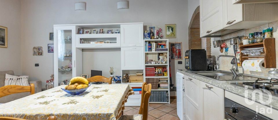 Bilocale di 55 m² a Peccioli (56037)