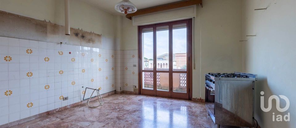 Apartment 6 rooms of 114 m² in Lari (56035)