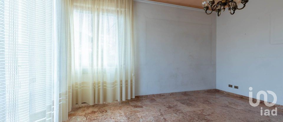 Apartment 6 rooms of 114 m² in Lari (56035)