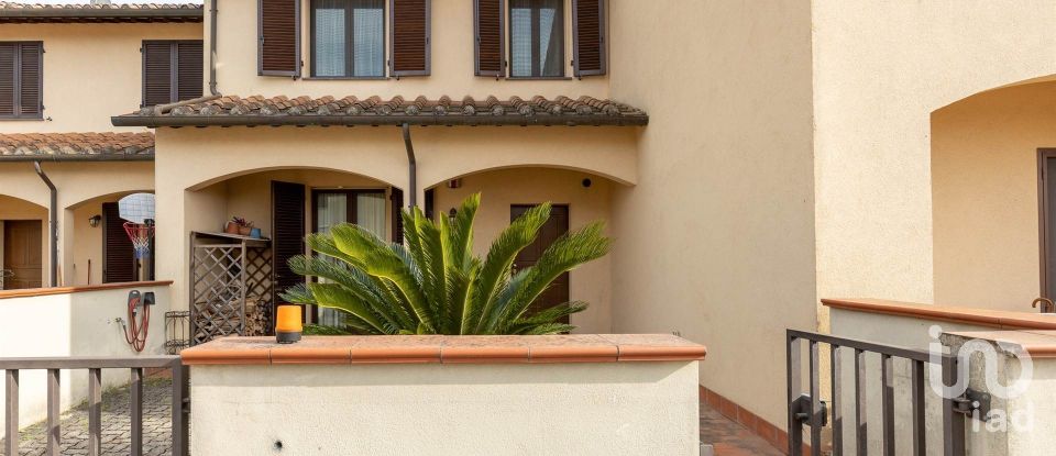 House 7 rooms of 130 m² in Lari (56035)