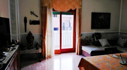 Appartamento 8 locali di 151 m² a Scalea (87029)