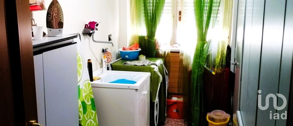 Apartment 8 rooms of 151 m² in Scalea (87029)