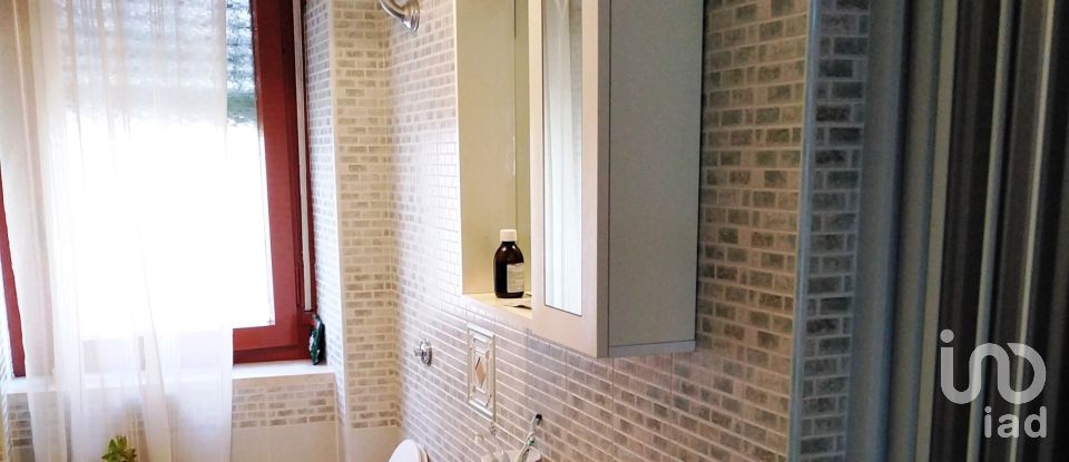 Apartment 8 rooms of 151 m² in Scalea (87029)