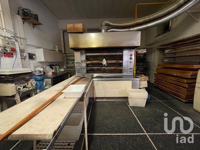 Panificio di 130 m² in Genova (16162)