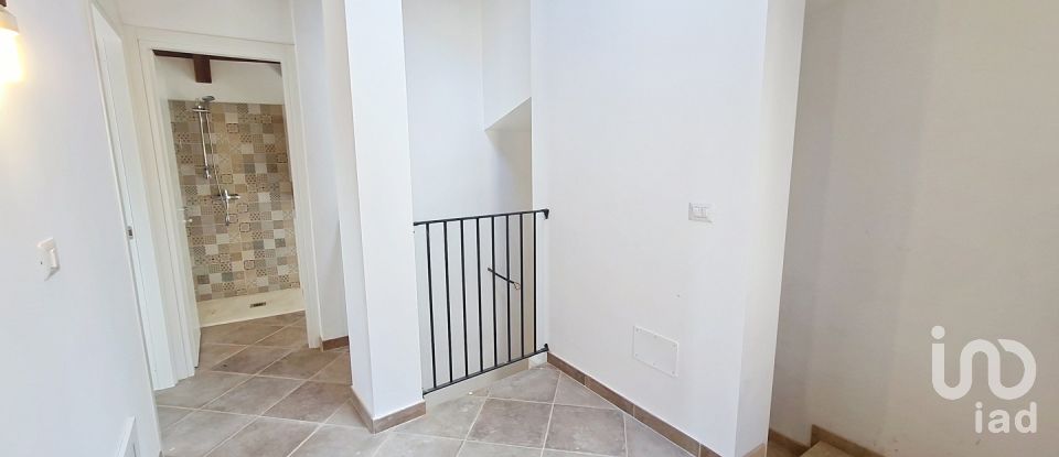 Costruzione di 160 m² in Castignano (63072)