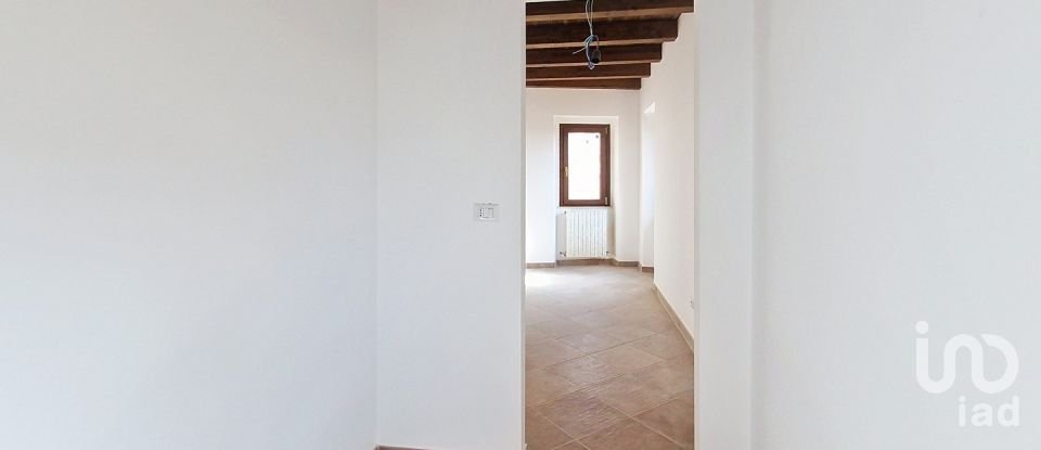 Costruzione di 160 m² in Castignano (63072)