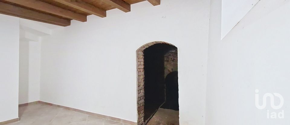 Costruzione di 160 m² in Castignano (63072)
