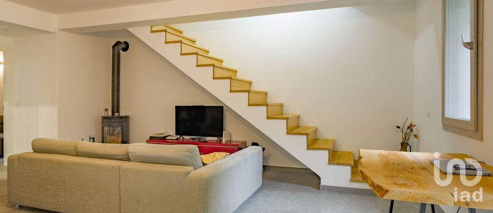 Casale 9 locali di 240 m² in Finale Ligure (17024)