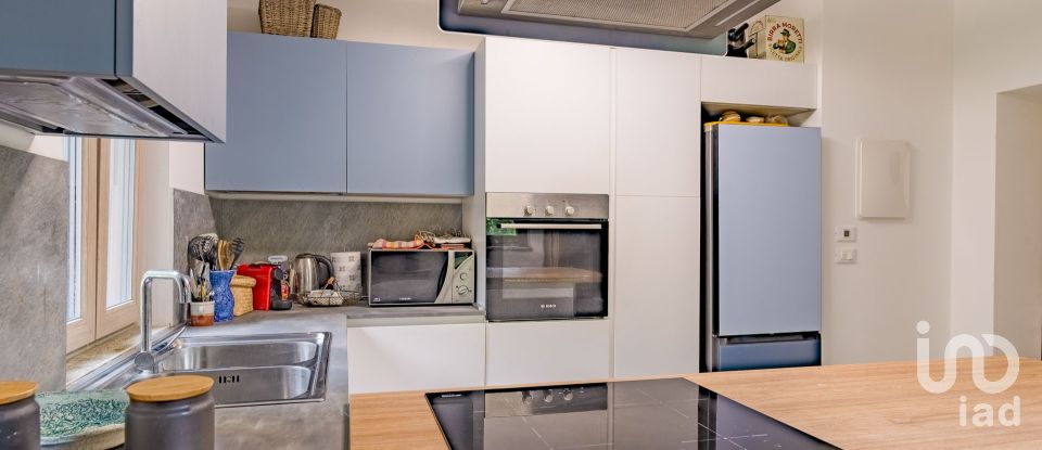 Casale 9 locali di 240 m² in Finale Ligure (17024)