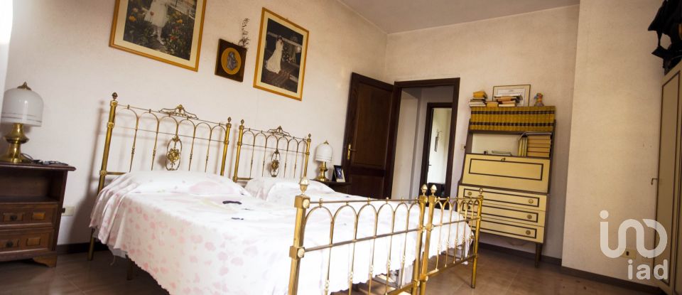 Three-room apartment of 180 m² in Orsara Bormida (15010)