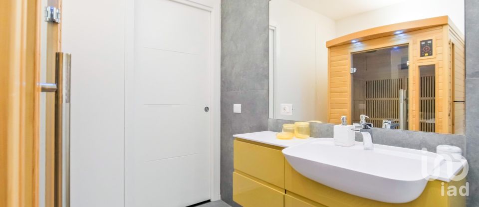 Apartment 8 rooms of 166 m² in Firenze (50125)