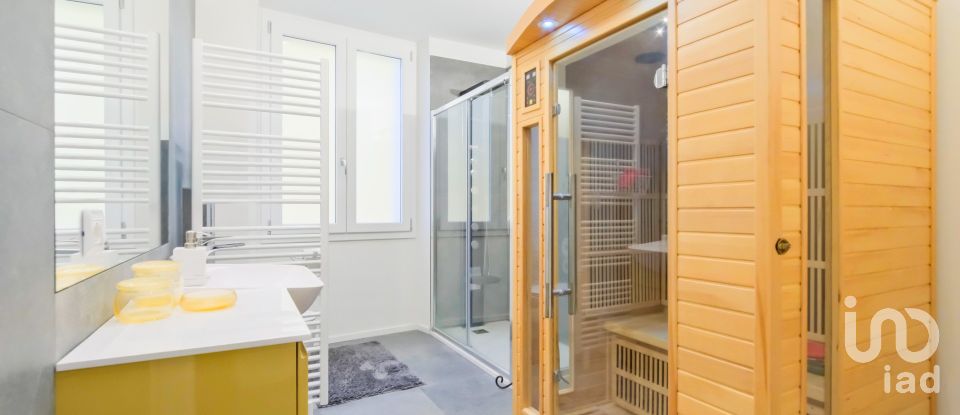 Apartment 8 rooms of 166 m² in Firenze (50125)