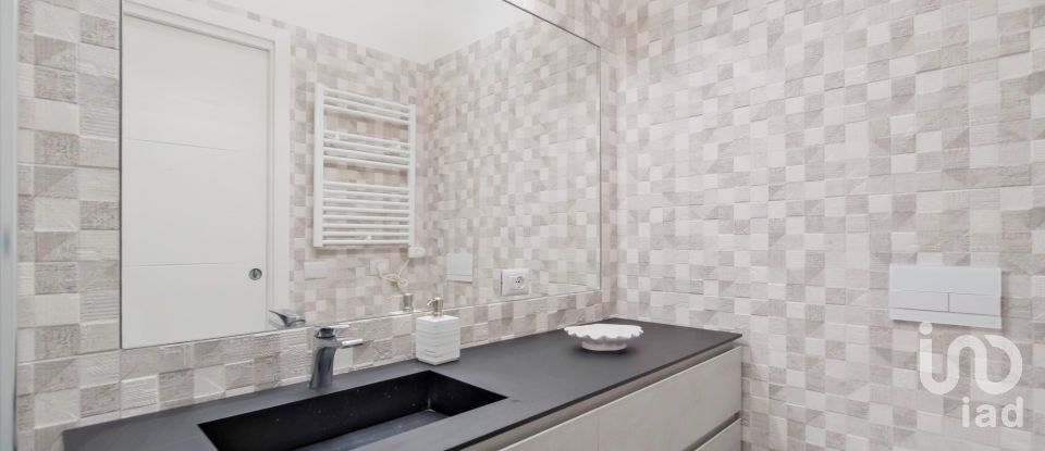 Apartment 8 rooms of 166 m² in Firenze (50125)