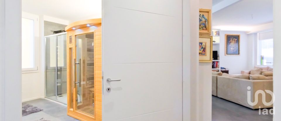 Apartment 8 rooms of 166 m² in Firenze (50125)