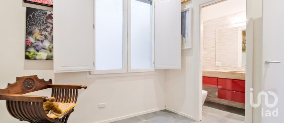 Apartment 8 rooms of 166 m² in Firenze (50125)