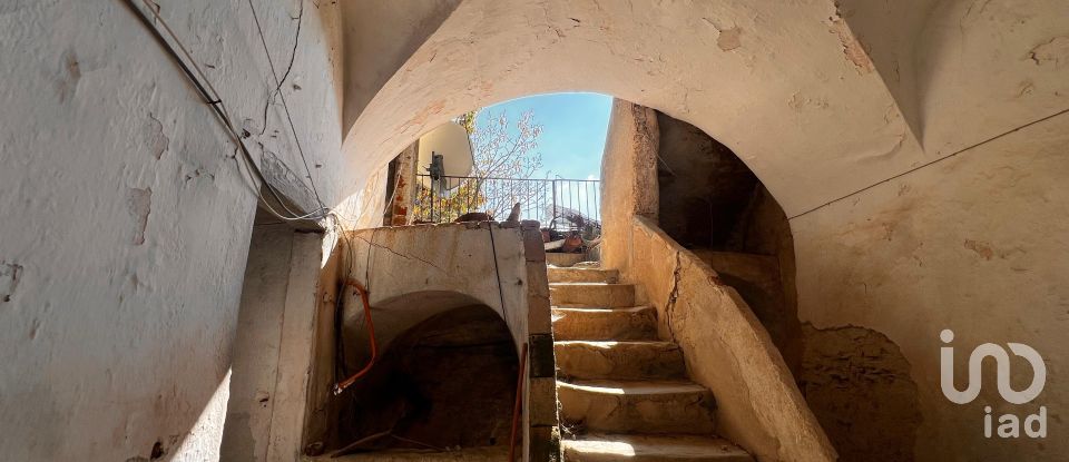 Country home 0 rooms of 243 m² in Calice Ligure (17020)