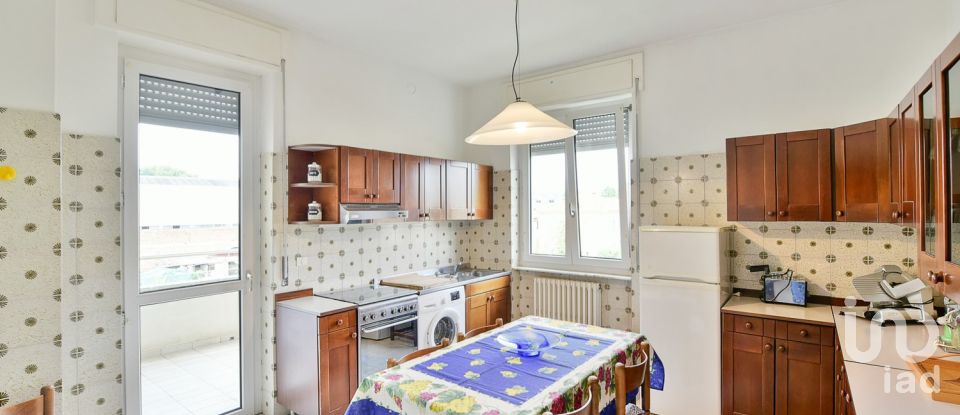 Trilocale di 128 m² a Figino Serenza (22060)