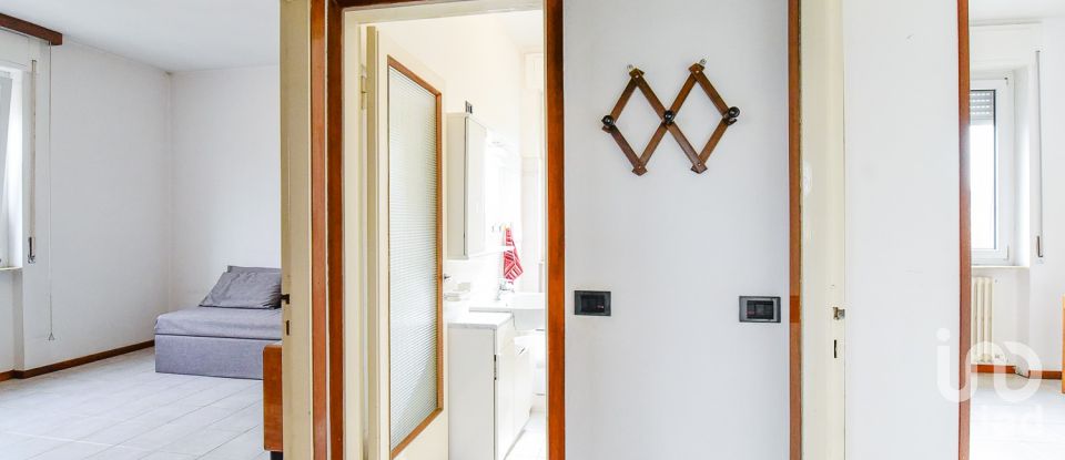 Trilocale di 128 m² a Figino Serenza (22060)