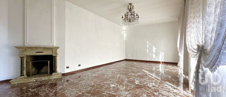 Farm 9 rooms of 248 m² in Stienta (45039)