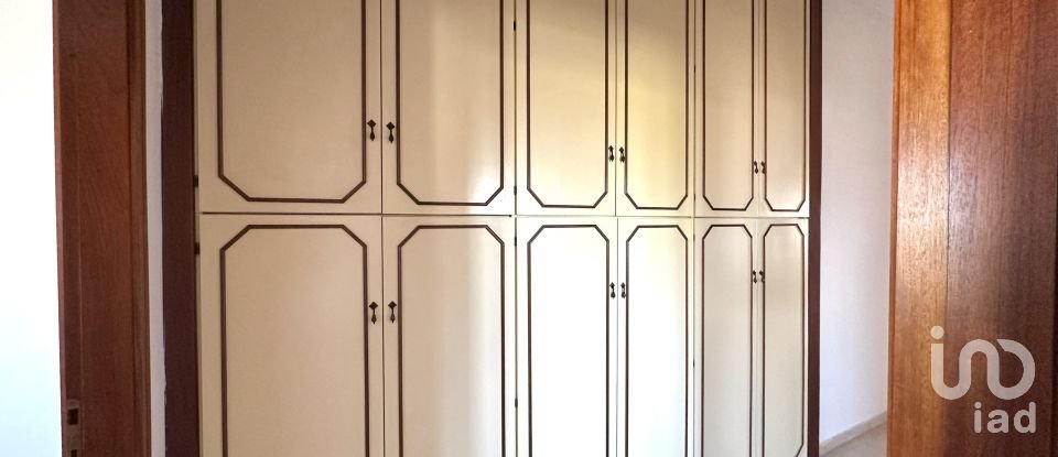 Farm 9 rooms of 248 m² in Stienta (45039)