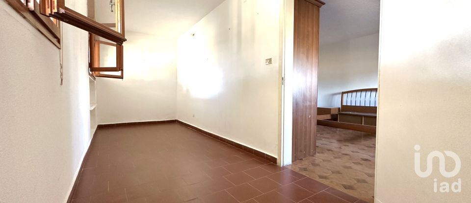 Farm 9 rooms of 248 m² in Stienta (45039)