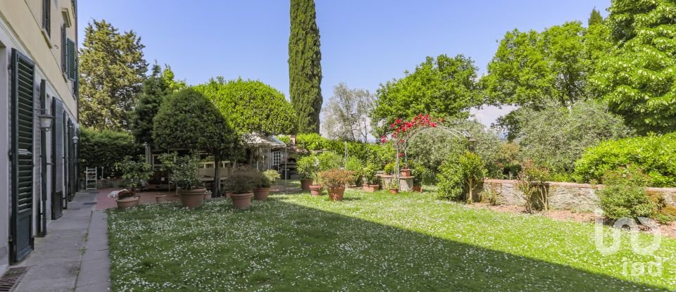 Hotel 5 rooms of 196 m² in Impruneta (50023)