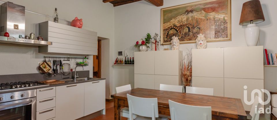 Hotel 5 rooms of 196 m² in Impruneta (50023)