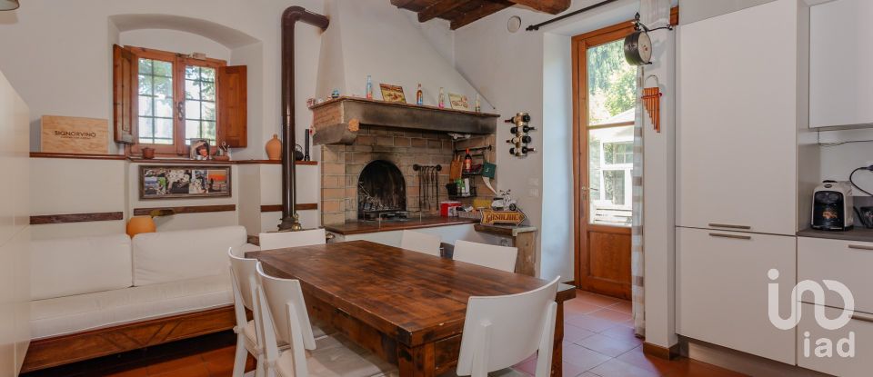 Hotel 5 rooms of 196 m² in Impruneta (50023)