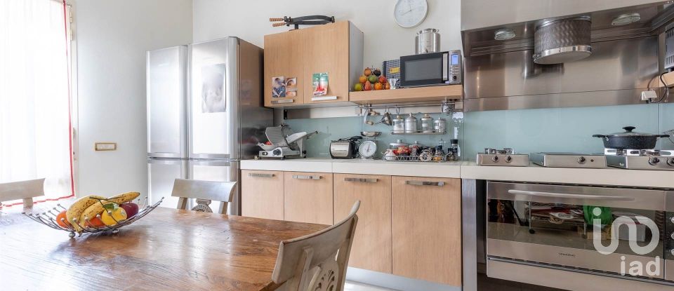 House 9 rooms of 150 m² in Pontedera (56025)