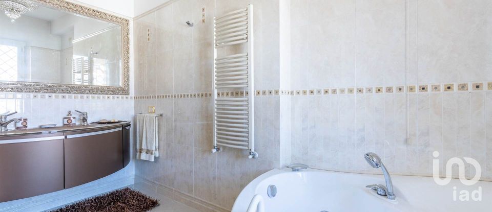 House 9 rooms of 150 m² in Pontedera (56025)