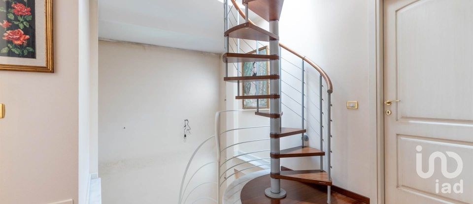 House 9 rooms of 150 m² in Pontedera (56025)