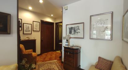 Apartment 8 rooms of 167 m² in Palermo (90143)