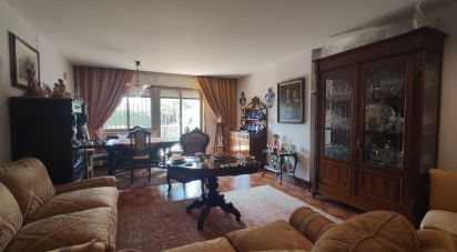 Apartment 8 rooms of 167 m² in Palermo (90143)