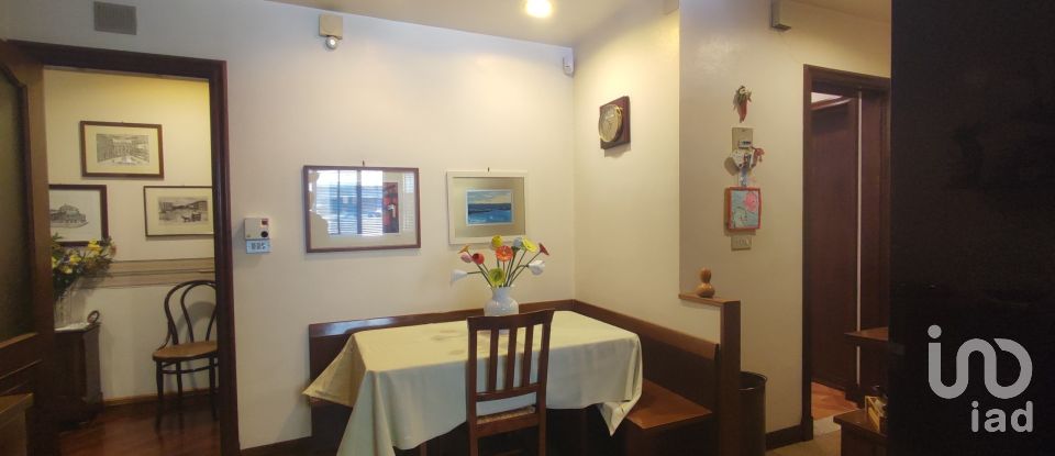 Apartment 8 rooms of 167 m² in Palermo (90143)