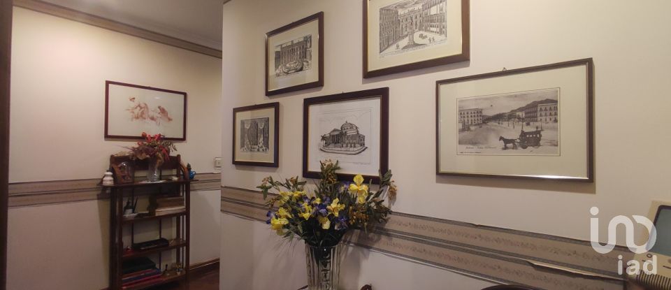 Apartment 8 rooms of 167 m² in Palermo (90143)