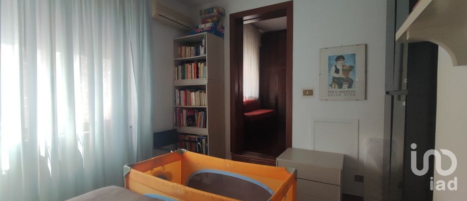 Apartment 8 rooms of 167 m² in Palermo (90143)