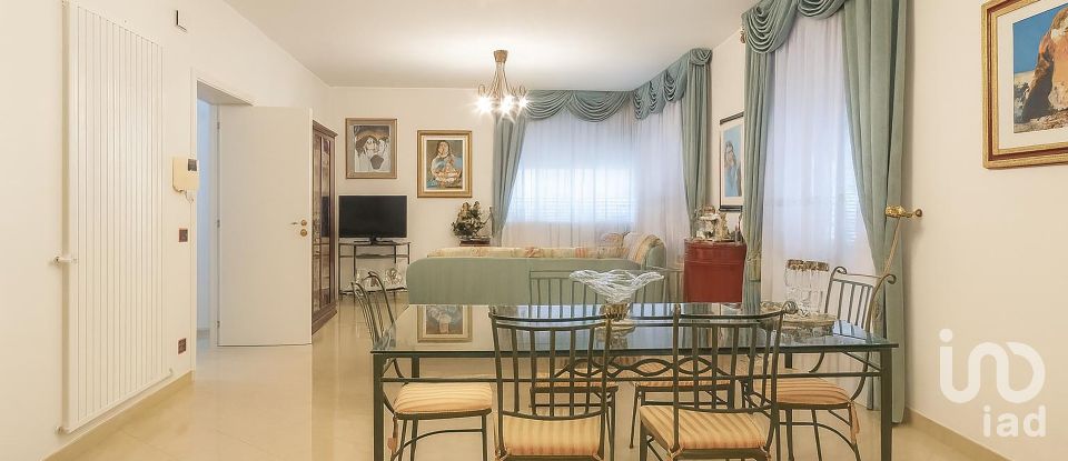 House boat 15 rooms of 258 m² in Roseto degli Abruzzi (64026)