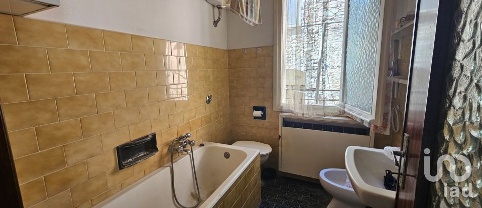 Townhouse 8 rooms of 194 m² in Ortovero (17037)