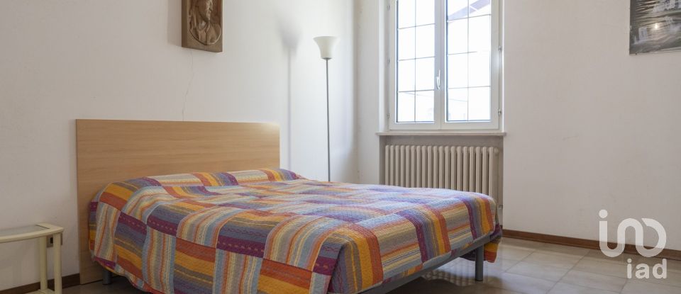 Lodge 8 rooms of 198 m² in Filottrano (60024)