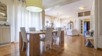 Palazzo / Stabile 0 locali di 650 m² a Morrovalle (62010)