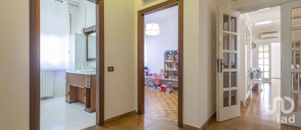 Palazzo / Stabile 0 locali di 650 m² a Morrovalle (62010)